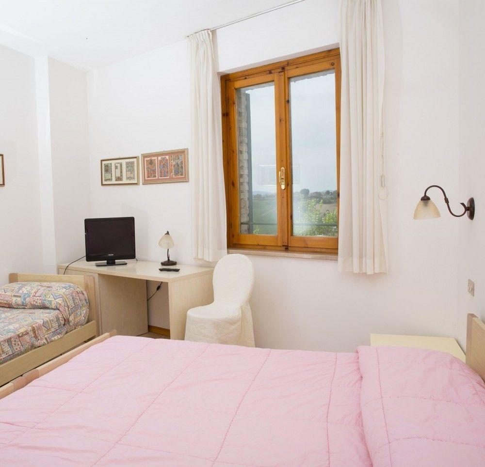 Hotel I Tigli albergo diffuso Corinaldo Esterno foto